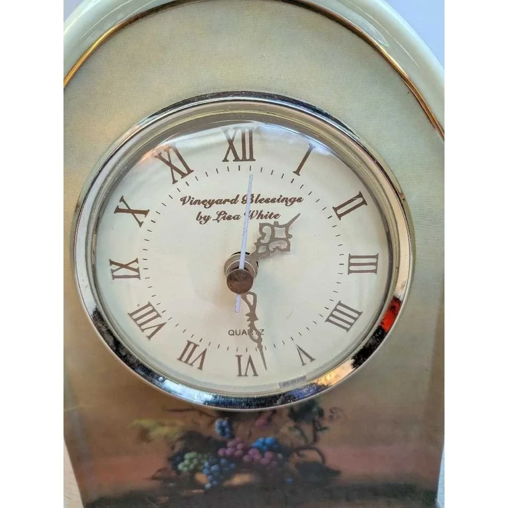Vineyard Blessings Lisa White Arts Uniq Inc. Decorative Mantel Clock